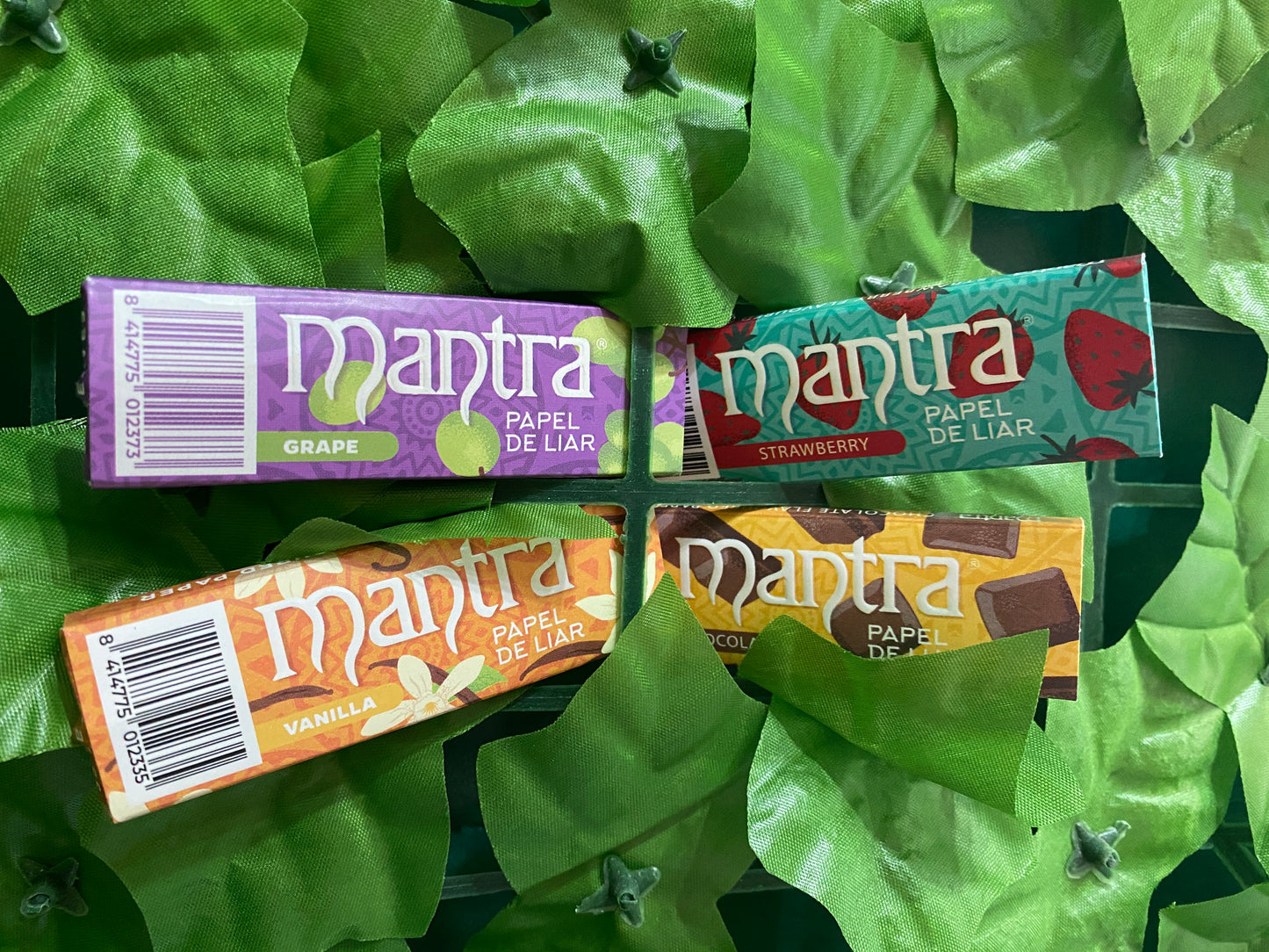 Mantra rolling paper